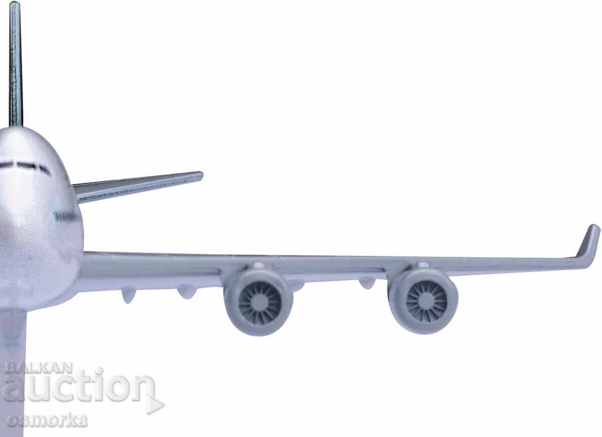 Boeing 747 Airplane Model Replica Star Alliance Thai Airways with price 32.00 BGN | € 16.36