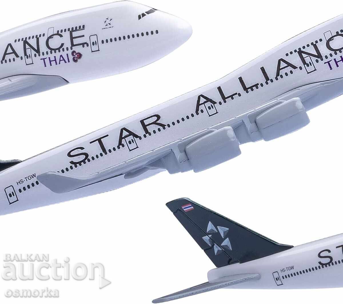 Delivery of Boeing 747 Airplane Model Replica Star Alliance Thai Airways