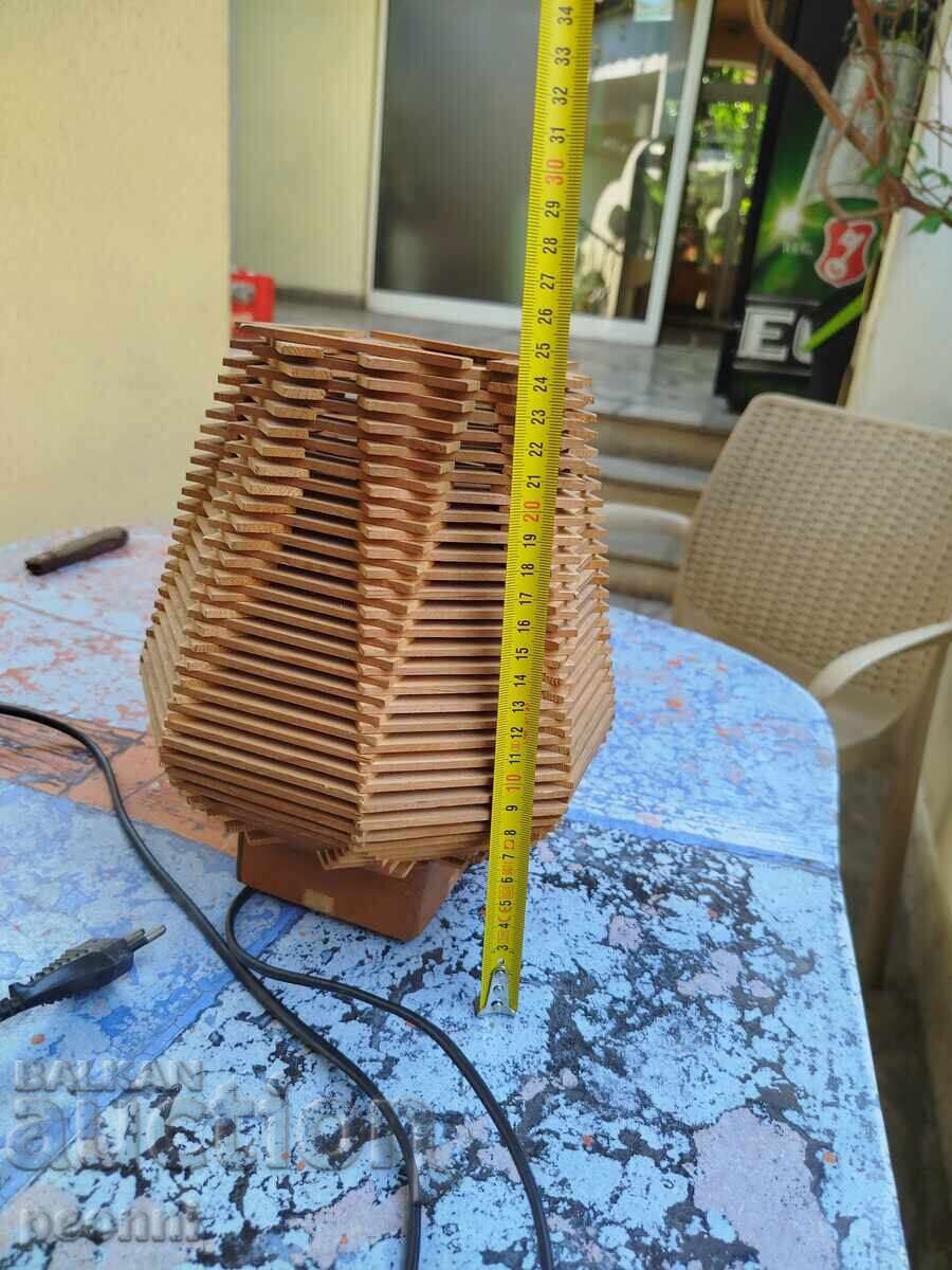 Много стилна нощна лампа с цена 49.00 лв. | € 25.05 Много стилна нощна лампа с цена 49.00 лв. | € 25.05