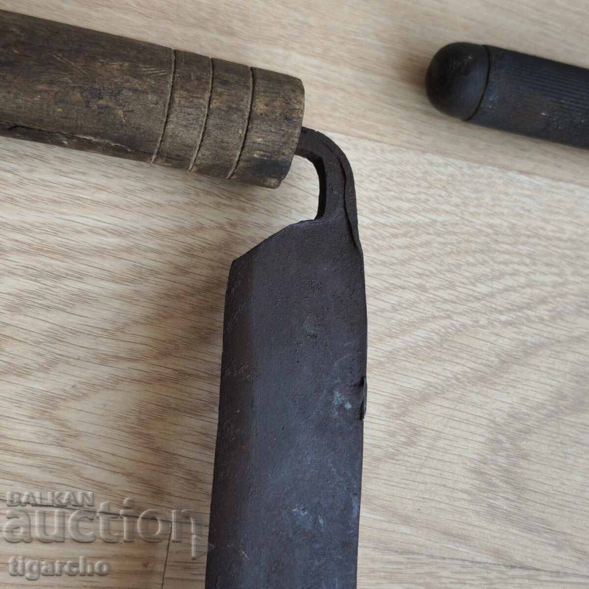 Δημοπρασία Παλιά ξυλουργικά εργαλεία Δημοπρασία Παλιά ξυλουργικά εργαλεία