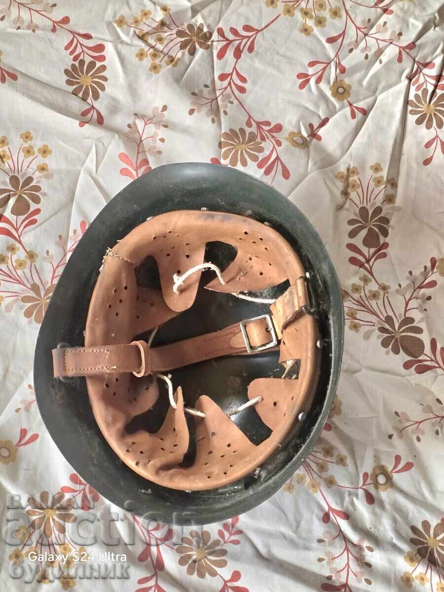 Licitație Căști militare stare perfectă mărimea 58. BZȚ. Licitez