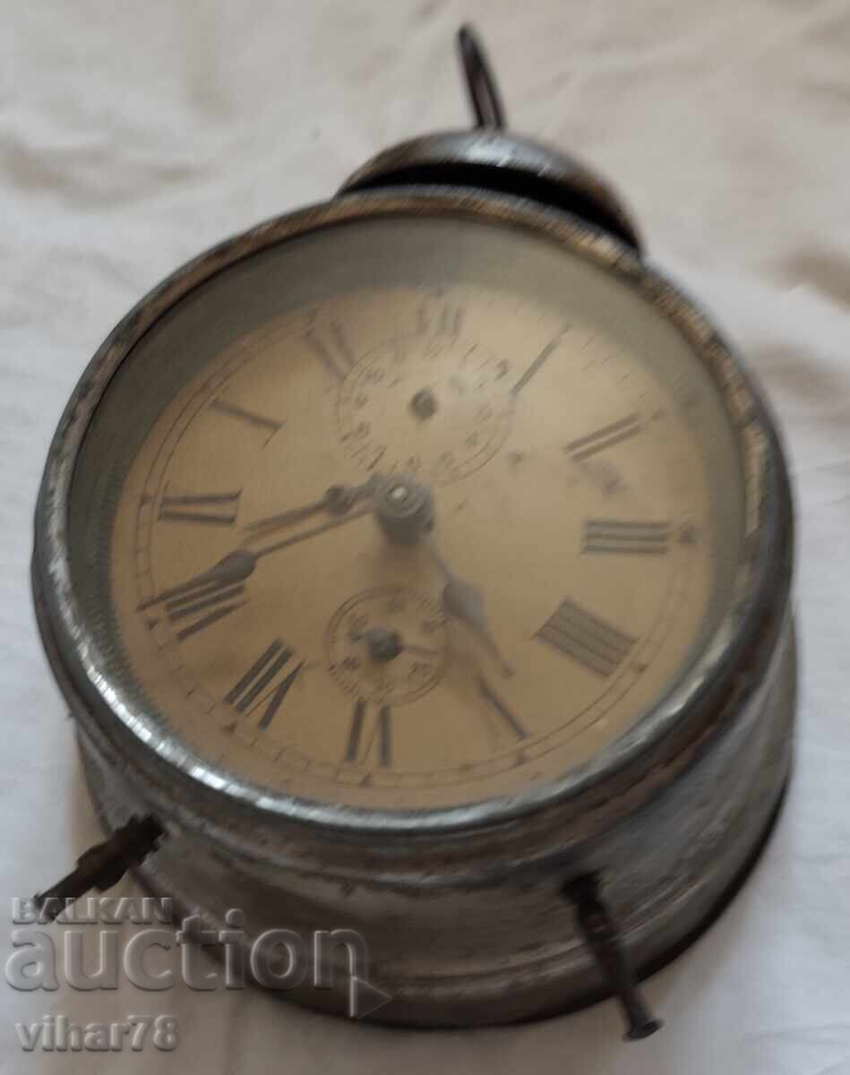 Ceas cu alarmă Ceas cu alarmă