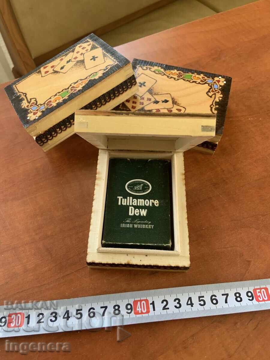 Licitație CUTIE LEMN PIROGRAFIE DESEN VECHI DIN SOCIALISM PENTRU ALUAT CĂRȚI