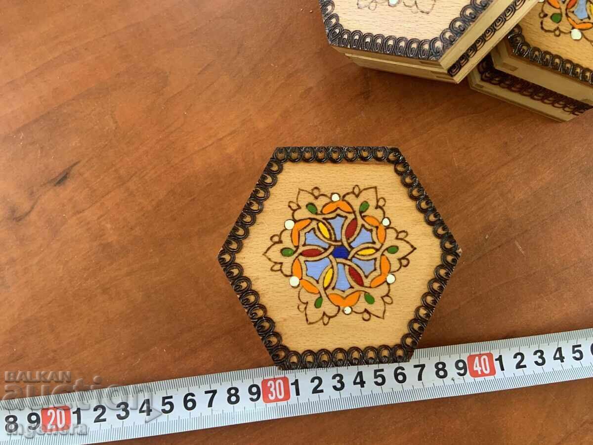 Wooden box pyrography drawing antique from the socialist era for jewelry with price 18.00 BGN | € 9.20