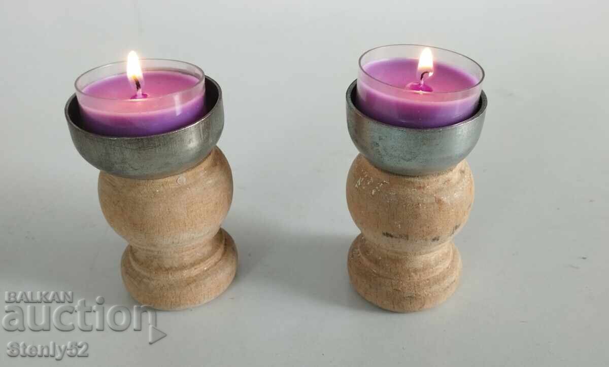 2 бр.поставки(свещници ) за декоративни свещи с цена 10.00 лв. | € 5.11