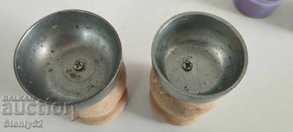 Аукцион 2 бр.поставки(свещници ) за декоративни свещи