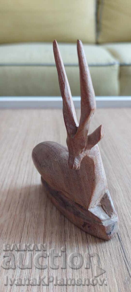 Licitație Sculptură în lemn pentru cunoscători