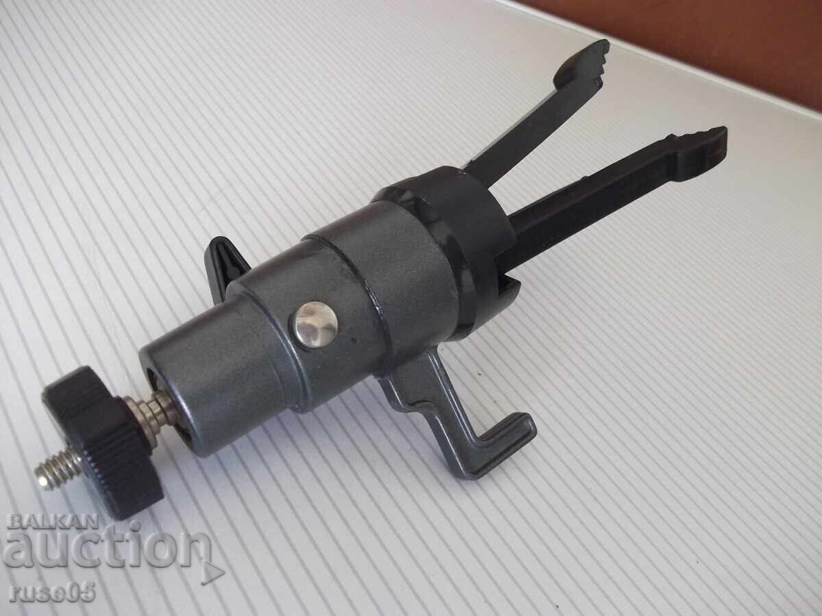 Доставка на Трипод за видеокамера , фотоапарат и други