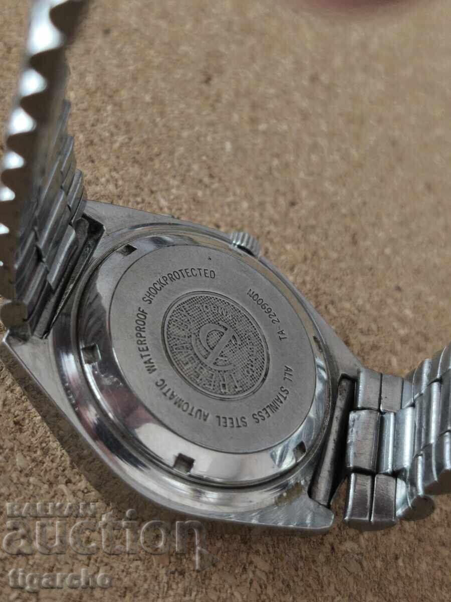 Delivery of TRESSA Watch