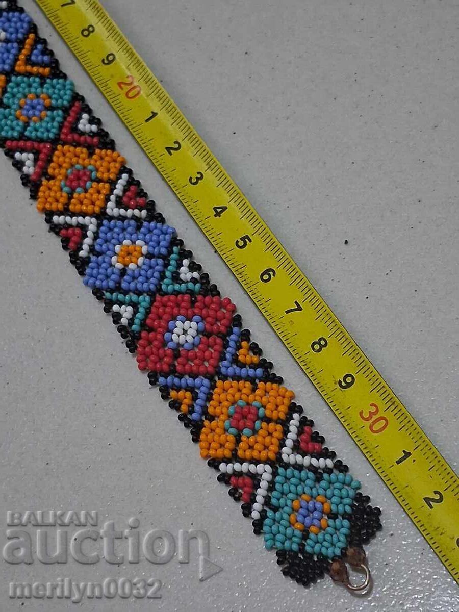 Delivery of Beaded necklace, pendant necklace, necklace, bracelet, jewelry