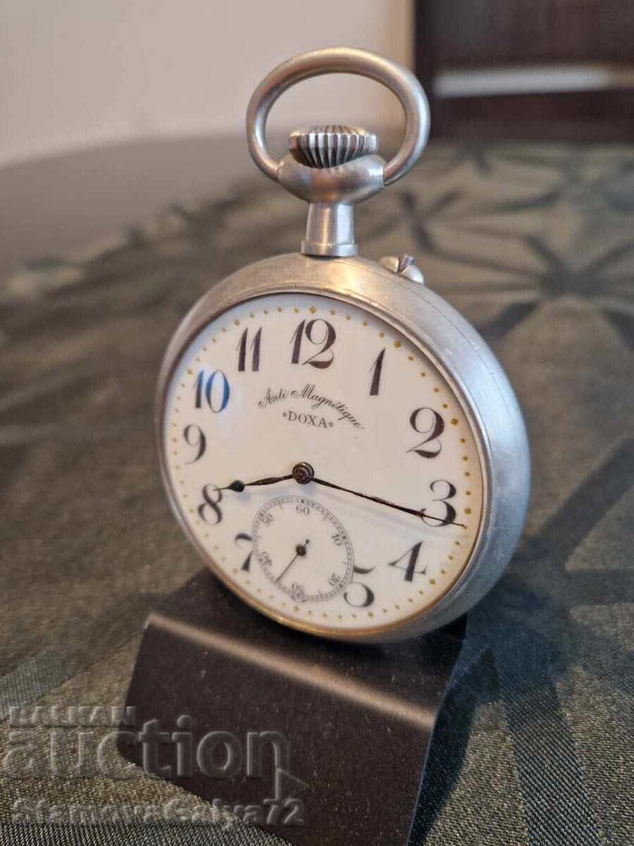 Аукцион Антикварен джобен швейцарски часовник Doxa Goliath