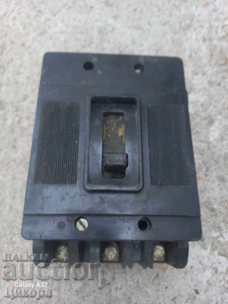 ΔΙΑΚΟΠΤΗΣ Α2 2000 a ΔΙΑΚΟΠΤΗΣ ΕΠΑΦΗΣ ΔΙΑΚΟΠΤΗΣ Α2 2000 a ΔΙΑΚΟΠΤΗΣ ΕΠΑΦΗΣ