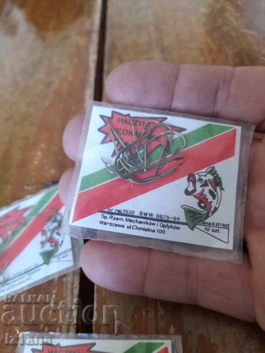 Old fishing hooks with price 22.00 BGN | € 11.25