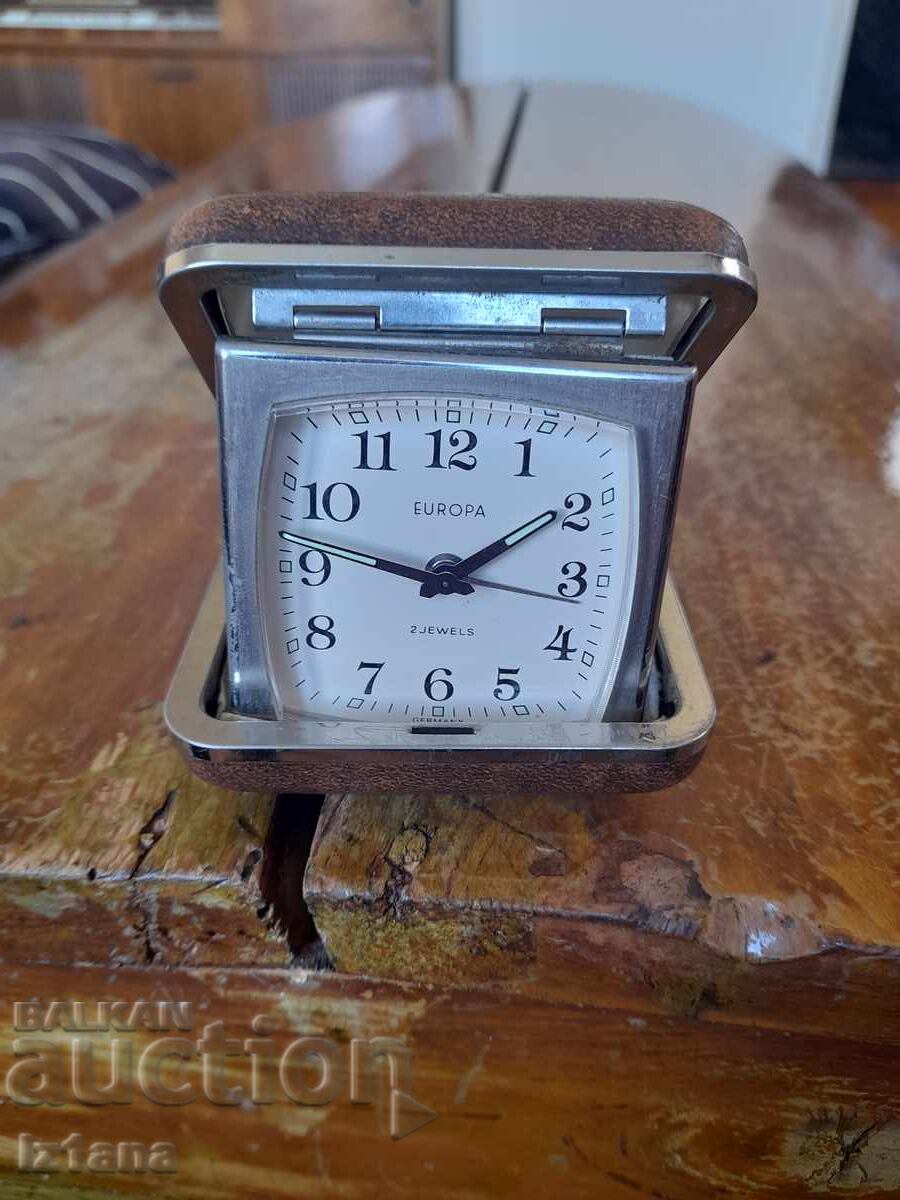 Livrarea Ceas de masă vechi Europa
