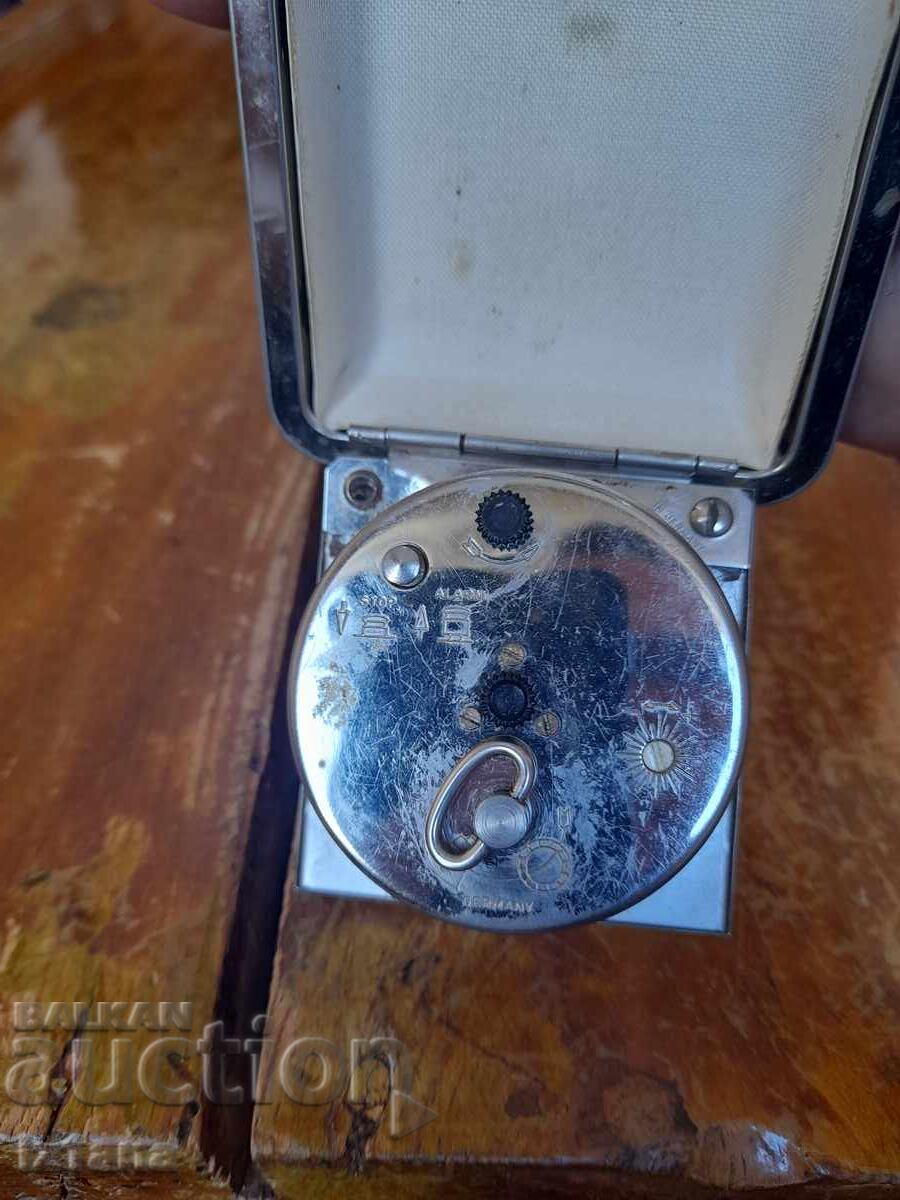 Ceas de masă vechi Europa - 6