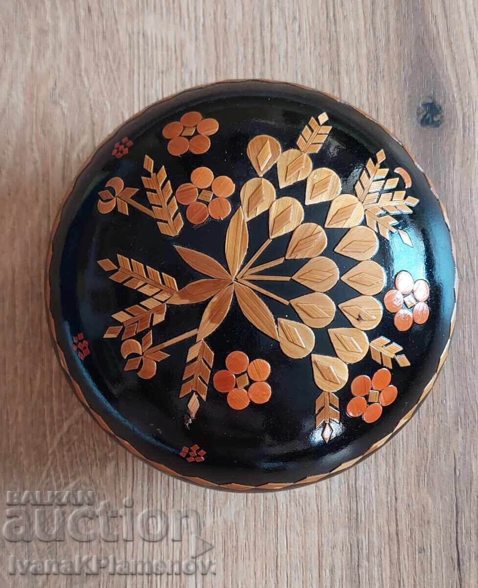 Cutie Hohloma Rusia pentru cunoscători