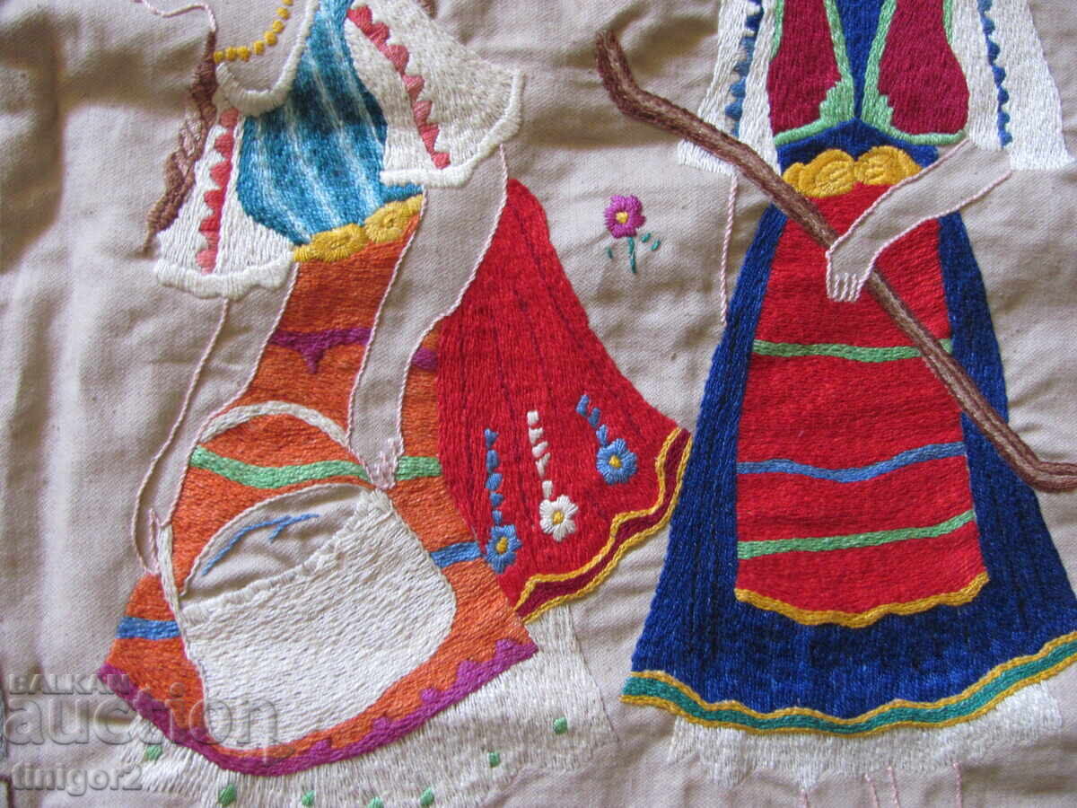 Аукцион Ковьор, ръчна бродерия, памук 140х 75см. Аукцион Ковьор, ръчна бродерия, памук 140х 75см.