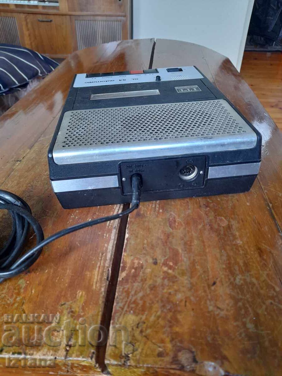 Delivery of Old ITT Schaub-Lorenz Cassette Player