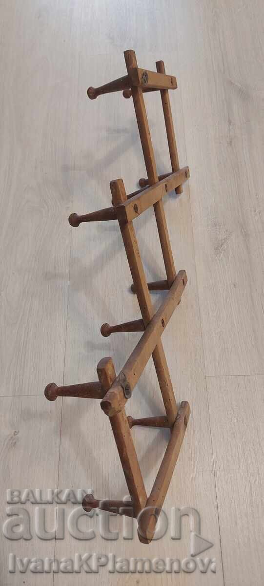 Delivery of Vintage wooden coat rack for connoisseurs Delivery of Vintage wooden coat rack for connoisseurs