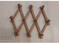 Umeraș vintage din lemn pentru cunoscători