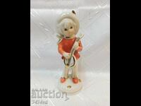 PORCELAIN FIGURE - MUSICIAN, KOREA