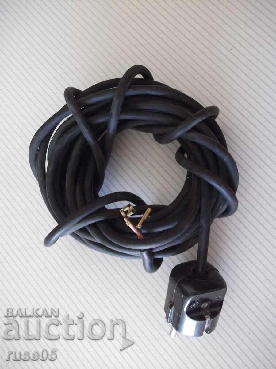 Cablu prelungitor - 5 m. - 6 cu preț 5.00 BGN | € 2.56 Cablu prelungitor - 5 m. - 6 cu preț 5.00 BGN | € 2.56