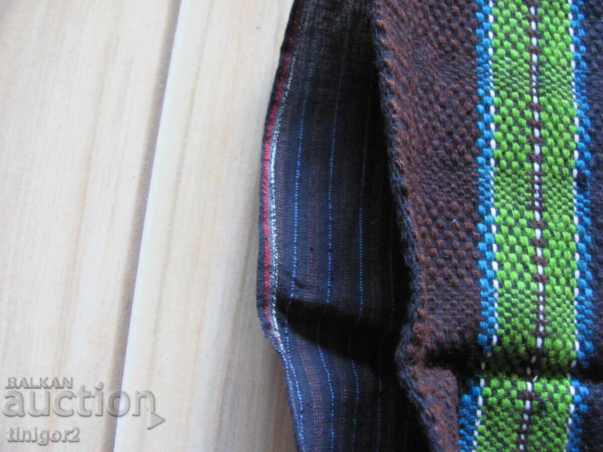 Licitație Pernă din lână țesută manual 75 x 40cm Licitație Pernă din lână țesută manual 75 x 40cm