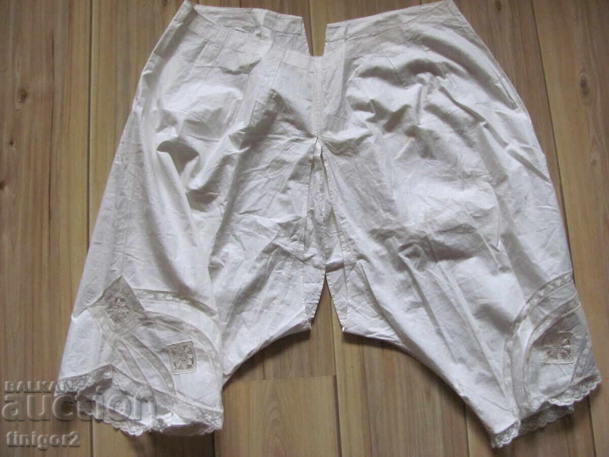 Lenjerie de damă victoriană din secolul al XIX-lea, cu dantelă - 5 Lenjerie de damă victoriană din secolul al XIX-lea, cu dantelă - 5