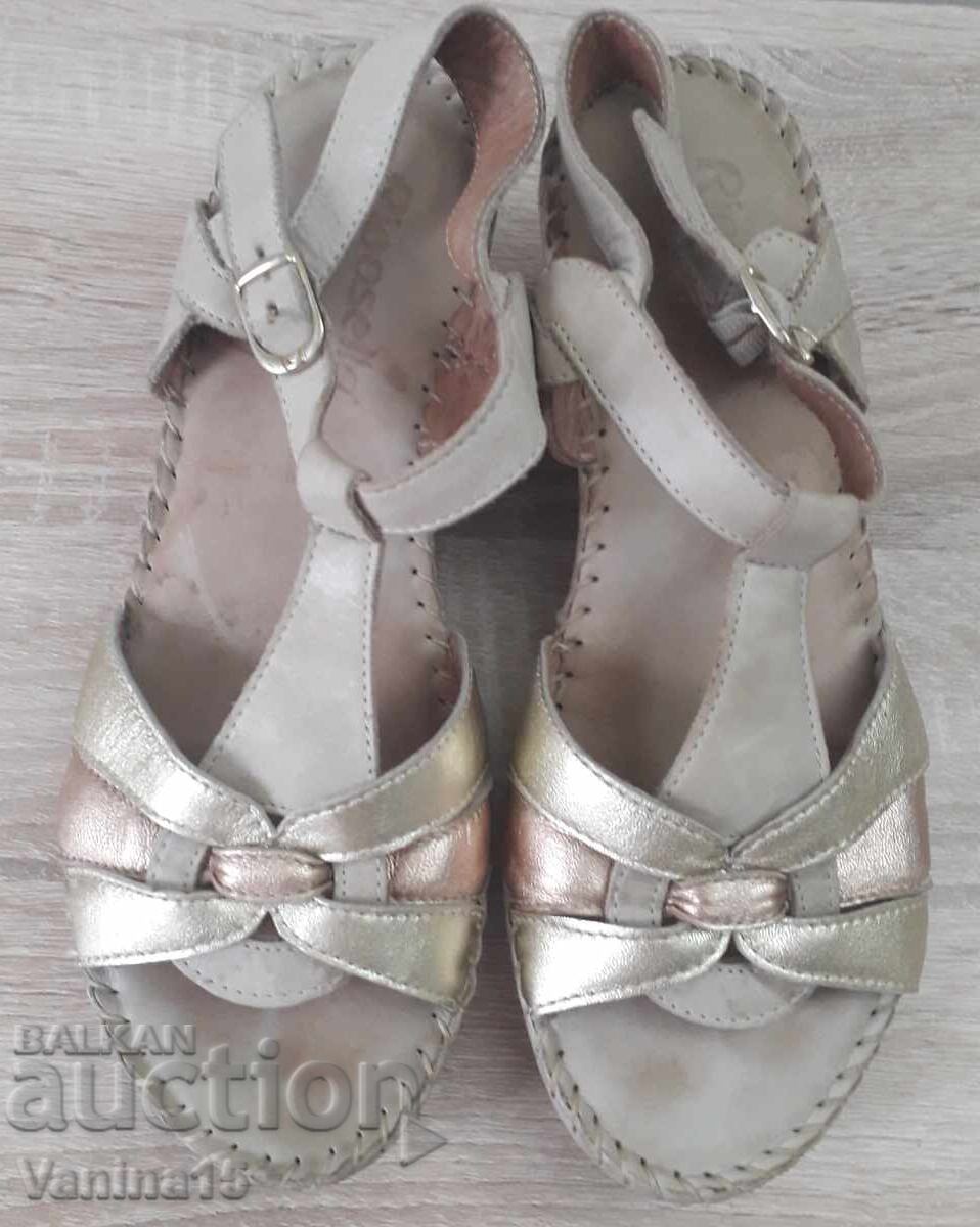 Riposella sandale import din piele naturală, 38 Riposella sandale import din piele naturală, 38