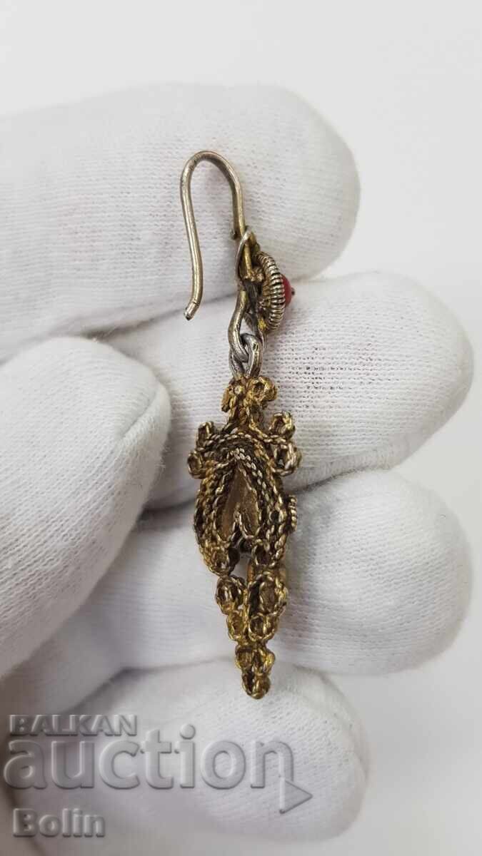 Παράδοση Ryadko ασημένιο επιχρυσωμένο σκουλαρίκι Αναγέννησης Αρπαλίου 19ου αιώνα Παράδοση Ryadko ασημένιο επιχρυσωμένο σκουλαρίκι Αναγέννησης Αρπαλίου 19ου αιώνα