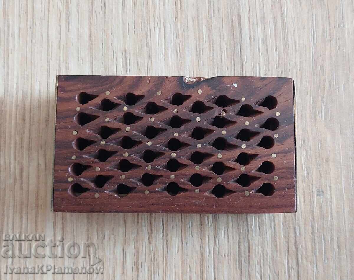Wooden box inlaid with brass for connoisseurs with price € 7.67 | 15.00 BGN