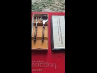 SERVING UTENSILS - NEW