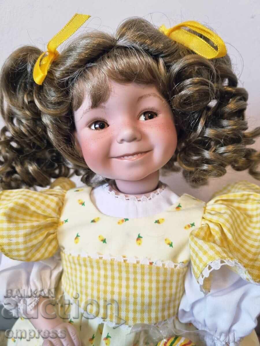 Порцеланова кукла Dianna Effner - Sunshine And Lollipops с цена € 112.48 | 219.99 лв.