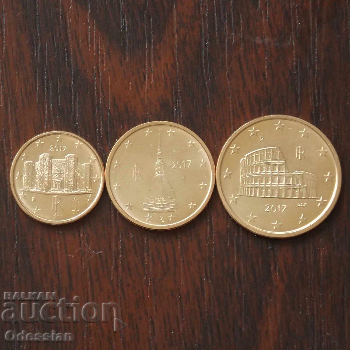 Italy - 2017 • 3 standard coins from 1 to 5 euro cents