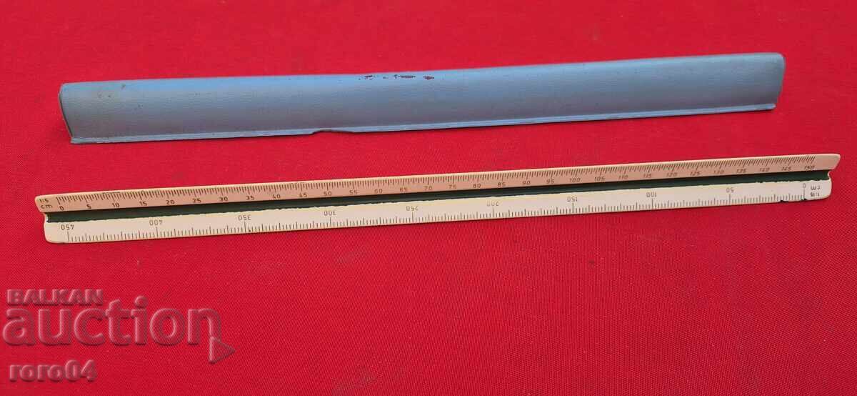 LINIE - LOGAREX - FABRICAT ÎN CEHOSLOVACIA - 5
