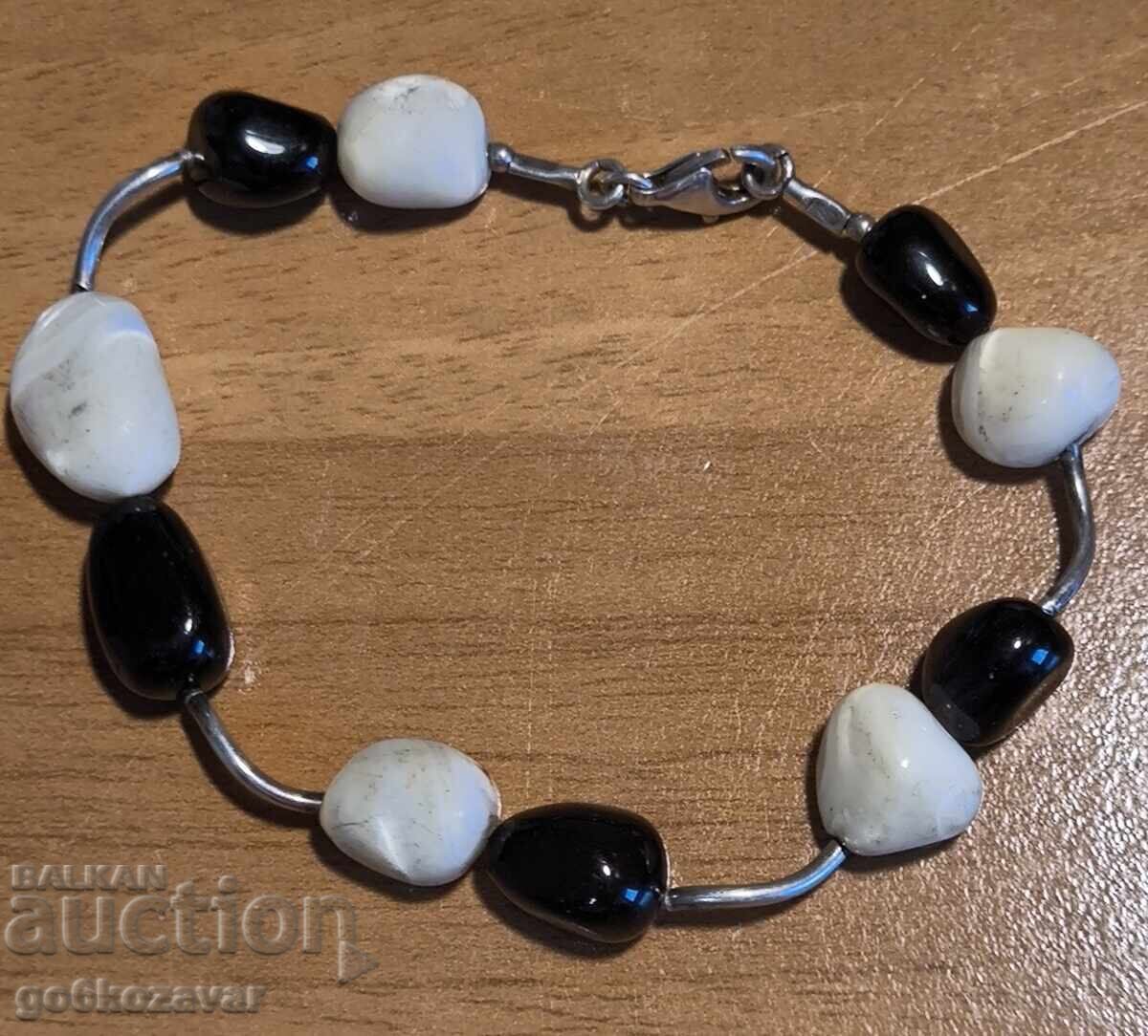 Παράδοση Ασημένιο βραχιόλι με φυσικά πετράδια! Υπέροχο!