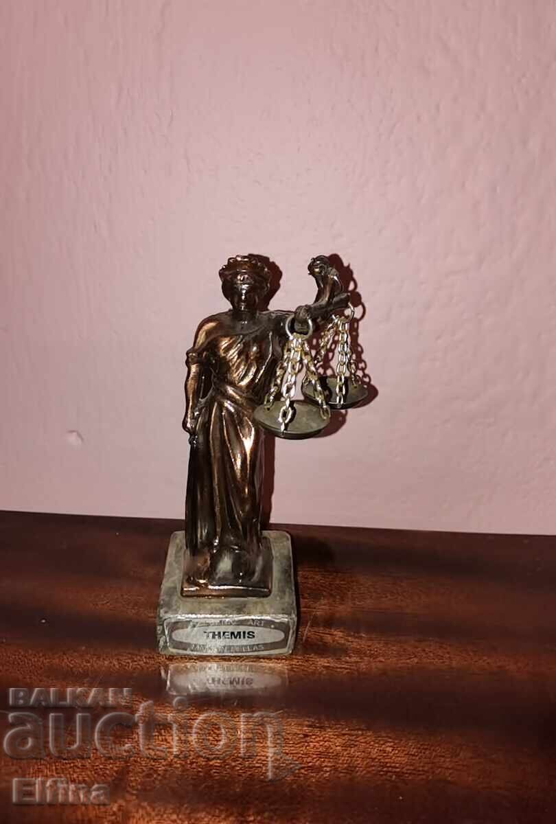 Statuetă de bronz zeița justiției Themis original Statuetă de bronz zeița justiției Themis original