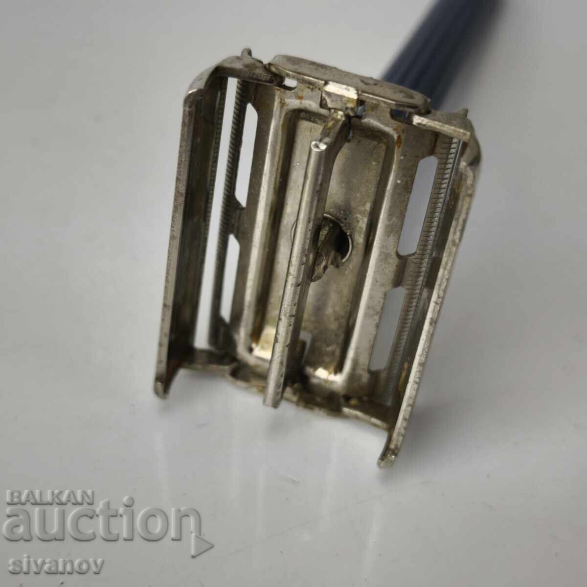 Aparat de ras Gillette Slim Twist Made in England #6054 - 5 Aparat de ras Gillette Slim Twist Made in England #6054 - 5