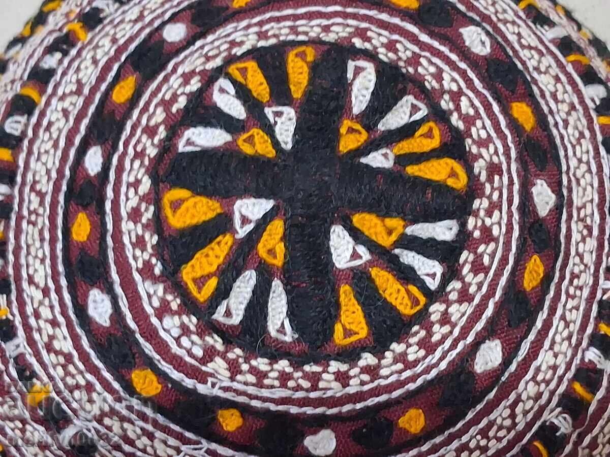 Livrarea Pălărie musulmană tubeteică costum popular Livrarea Pălărie musulmană tubeteică costum popular