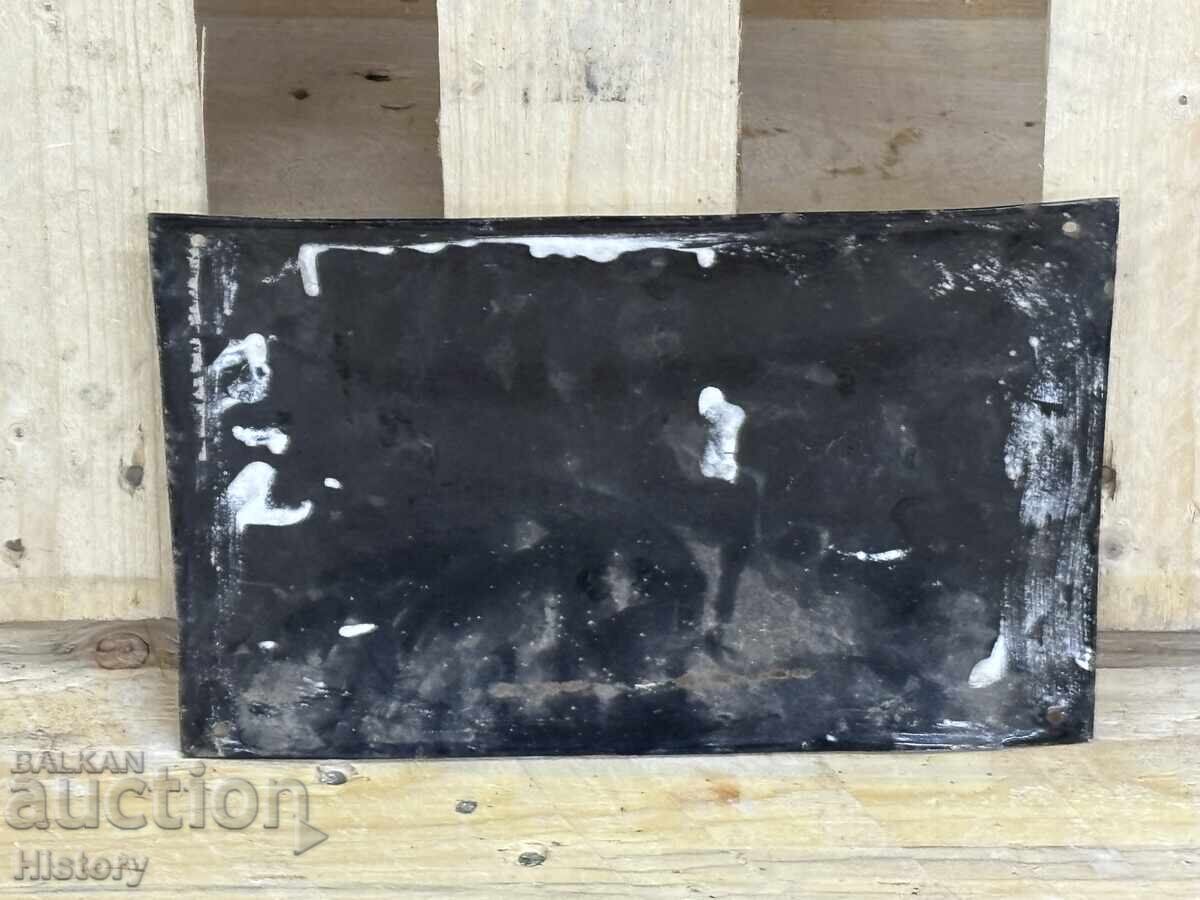 Auction Enamel plate Auction Enamel plate