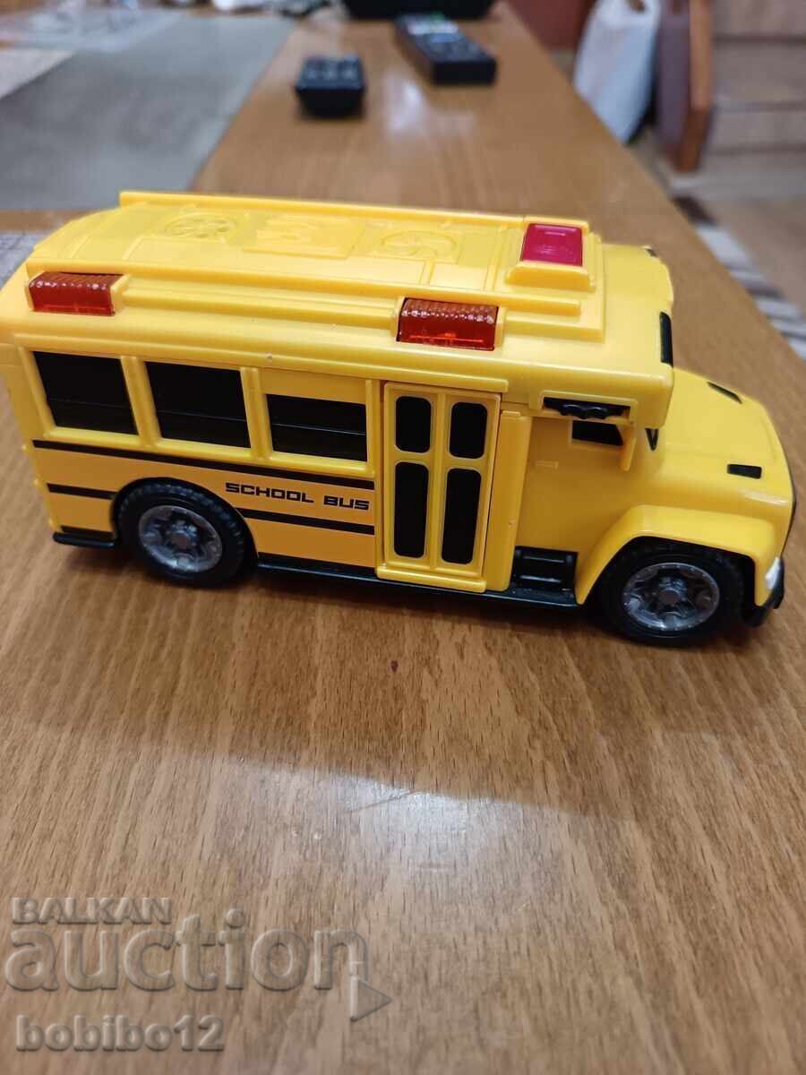 School bus 15cm - 6 School bus 15cm - 6