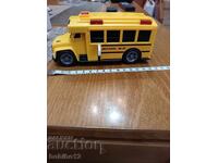 School bus 15cm