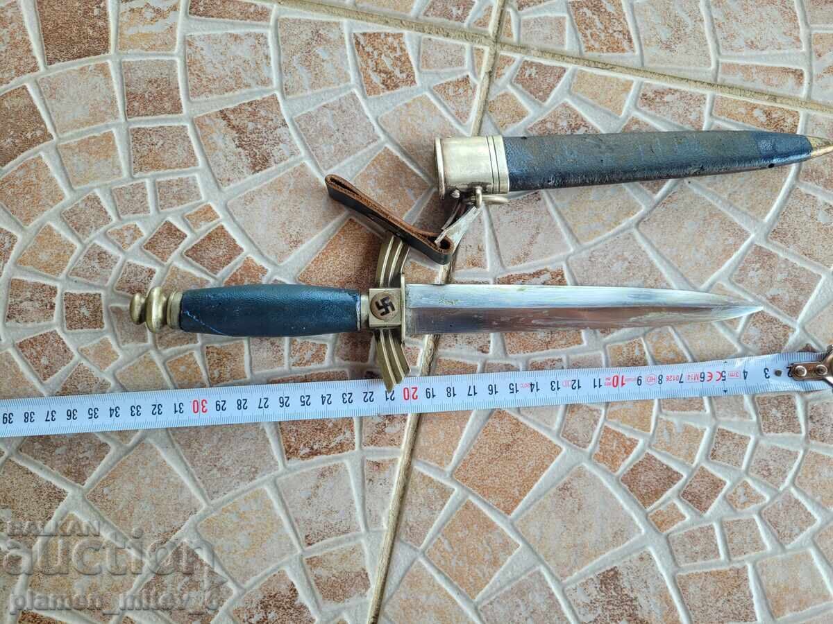 Licitație Cortik, pumnal, pumnal, cuțit Licitație Cortik, pumnal, pumnal, cuțit