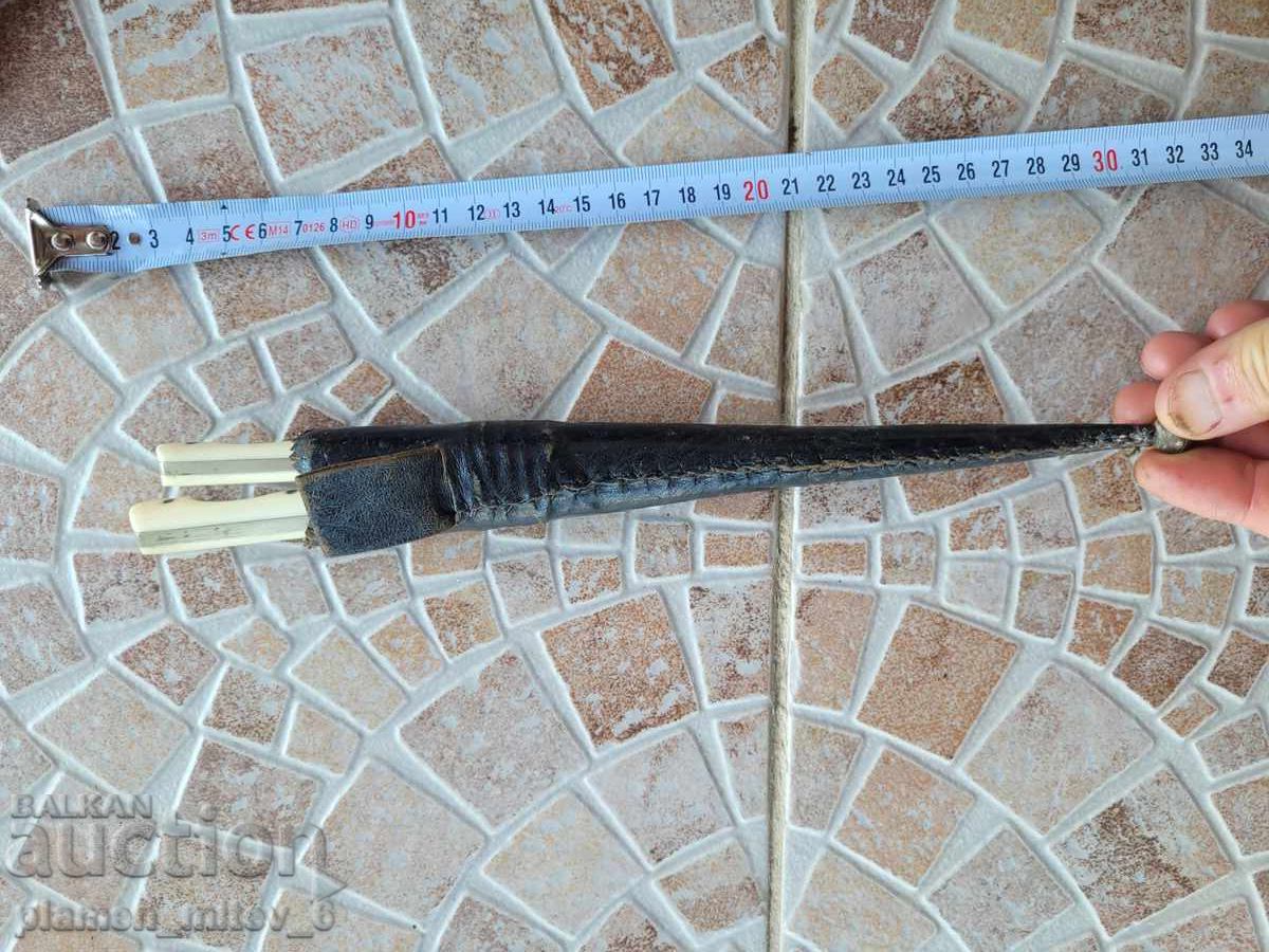 Knife, dagger, dagger with price 640.00 BGN | € 327.23