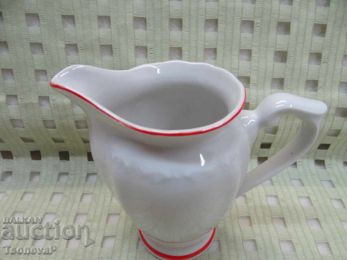 Βουλγάρικη πορσελάνινη κανάτα "Ίσιδα" με τιμή 5.00 BGN | € 2.56