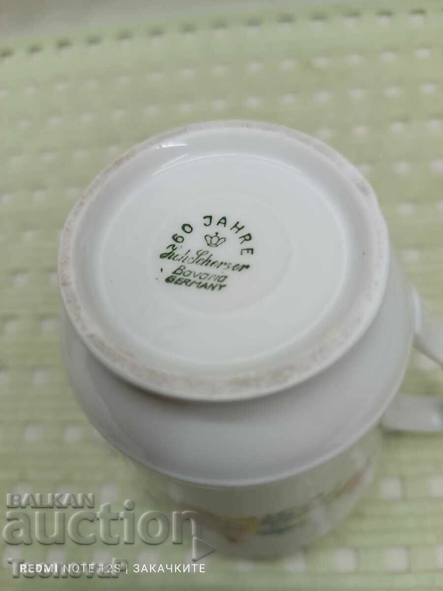 Livrarea Căniță de porțelan Zeh Scherzer din 1940 Livrarea Căniță de porțelan Zeh Scherzer din 1940