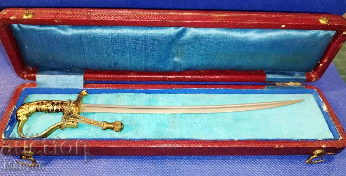 Officer's saber, miniature, lion's head