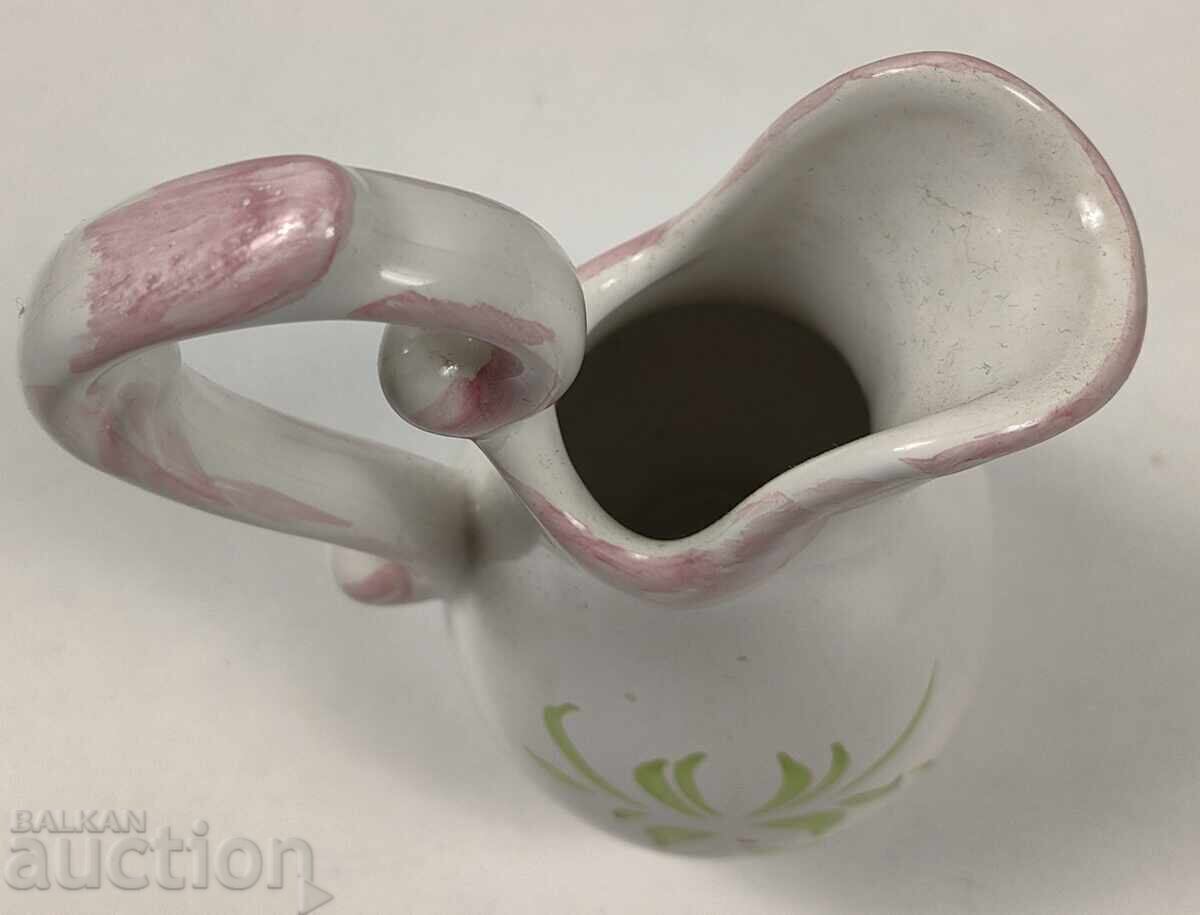 Delivery of MARKED PORCELAIN TEA POT, PORCELAIN CONTAINER
