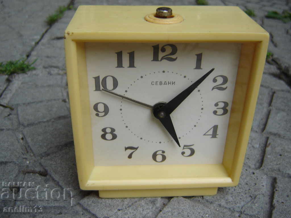 Συλλεκτικό Ξυπνητήρι SEVANI - 7 Συλλεκτικό Ξυπνητήρι SEVANI - 7