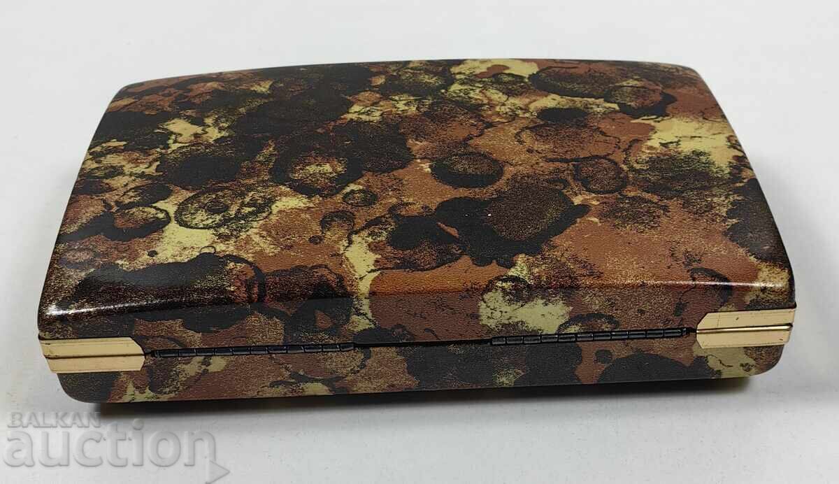 Delivery of RING BOX FOR RINGS JEWELRY IN EXCELLENT CONDITION Delivery of RING BOX FOR RINGS JEWELRY IN EXCELLENT CONDITION